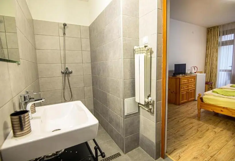 Standard-huone Puutarhanäkymä, Guest House 7
