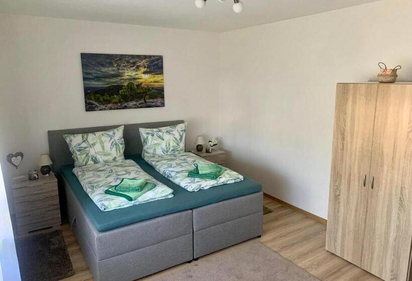 스탠다드 룸, Haus Am Burghain