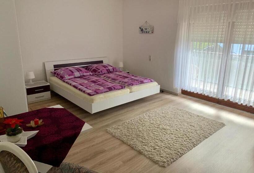 스탠다드 룸, Haus Am Burghain