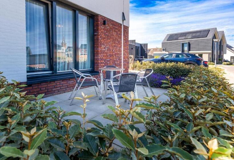 اتاق لوکس, Roosjesweg 2 Gastenkamer Met Parkeerplaats En Terras Eg