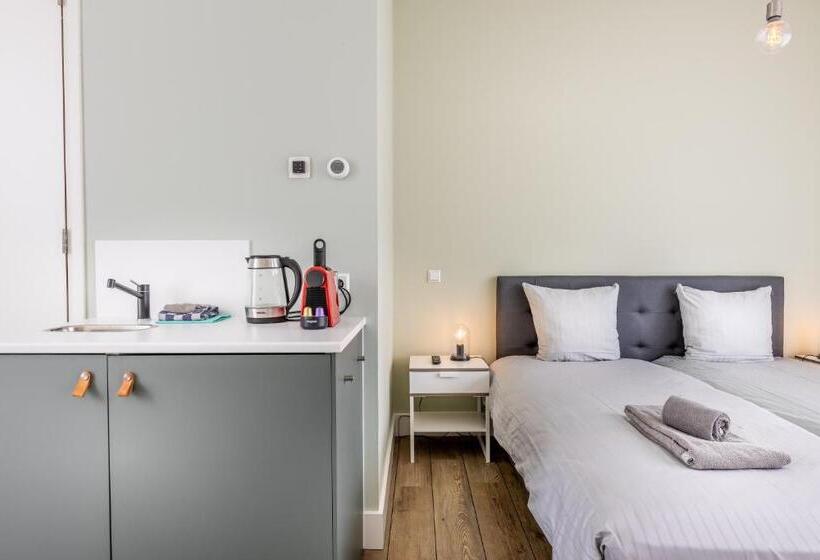 اتاق لوکس با چشمانداز شهر, Singel 9