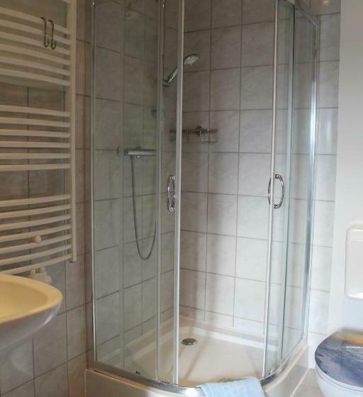 חדר בסיסי, Pension An Der Havel