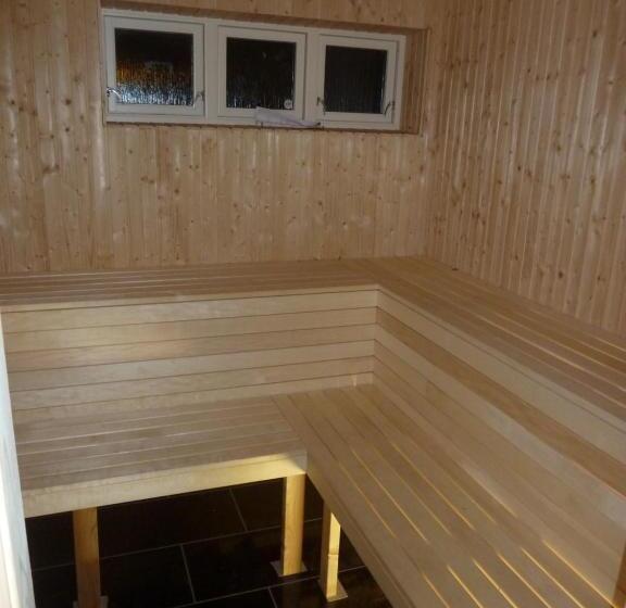带共用浴室的标准房间, Gulbrakka Basecamp