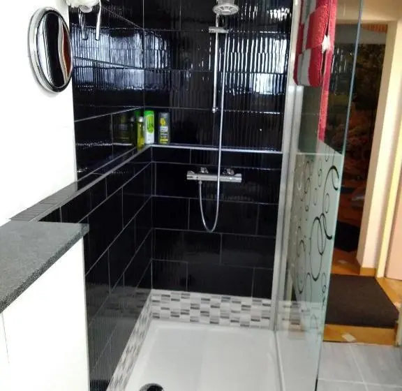 ガーデンビュースタンダードルーム, Chambres D Hôtes De L Avison