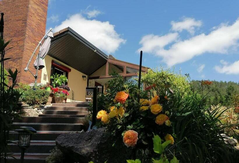 标准房带园景, Chambres D Hôtes De L Avison