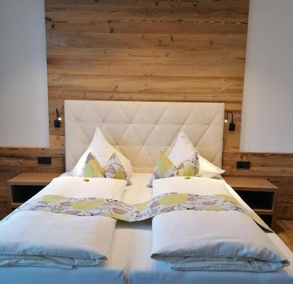 חדר סטנדרט נוף לאגם, Pension Claudia Zell Am See