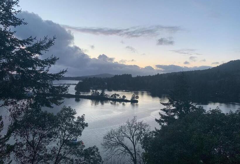 Deniz Manzaralı Dört Kişilik Standart Oda, Sterling Cove