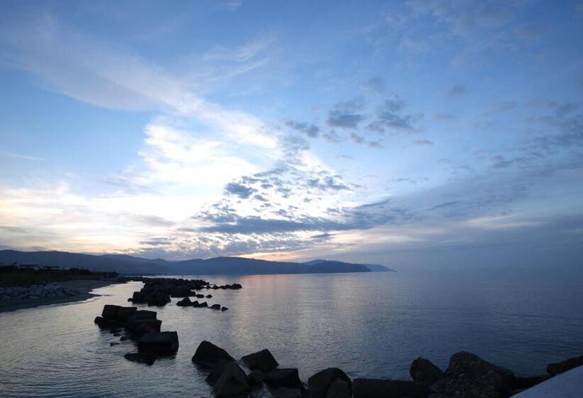 2ベッドルームアパートメント, Cannotta Beach Stromboli