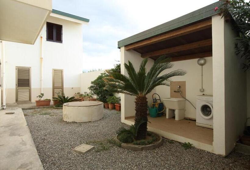 2ベッドルームアパートメント, Cannotta Beach Stromboli