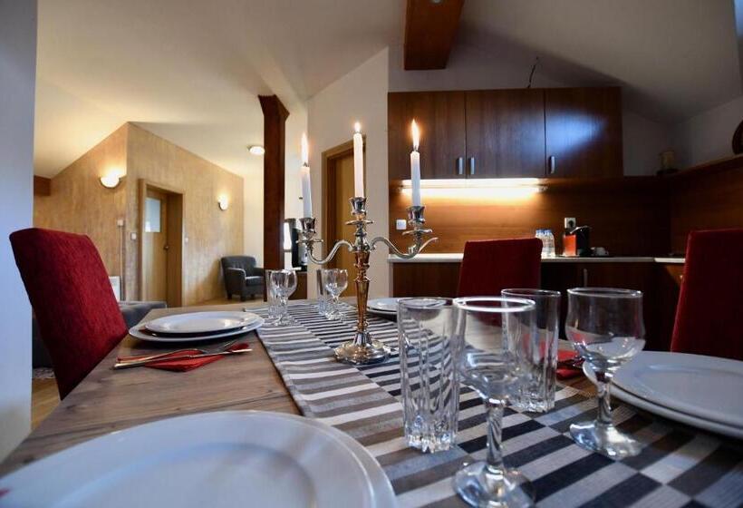 Полулюкс Вид на Горы, Dolomiti Apartments