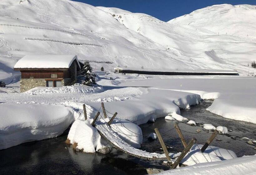 سوئیت 2 خوابه, Chalet Le Cordava