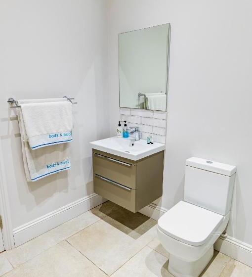 テラス付き1ベッドルームアパートメント, Cheltenham View Lodge