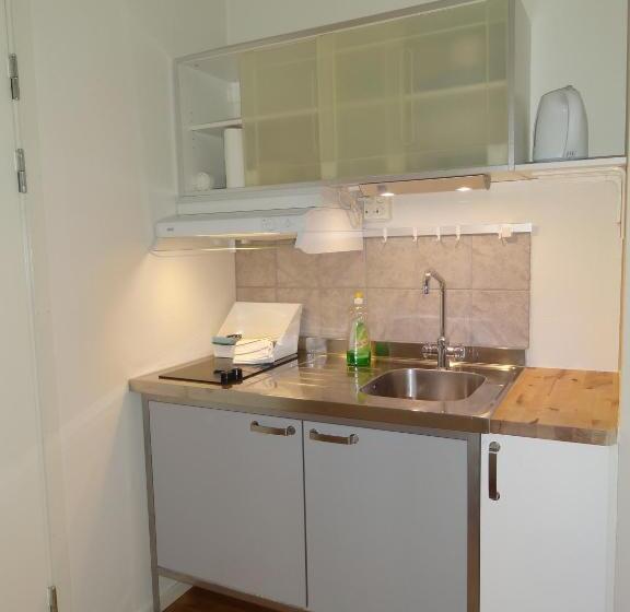 Студия Стандарт, Sofia Lägenhetshotell