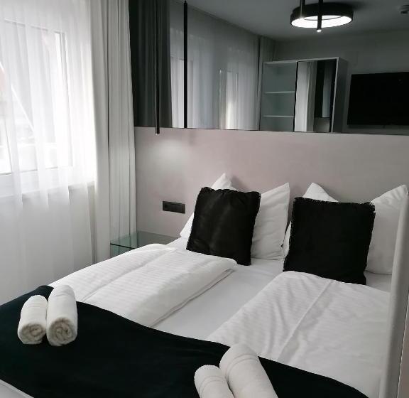 Quarto Economy, The Place Boutique & Design Hotel Flachau