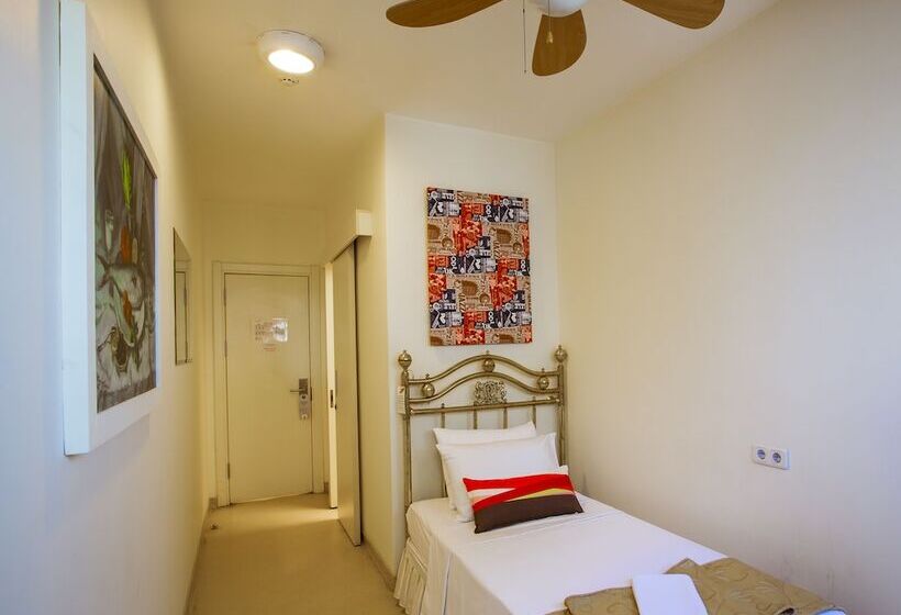 スタンダードシングルルーム, Han