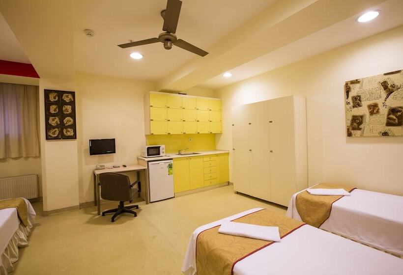 スーペリアトリプルルーム, Han