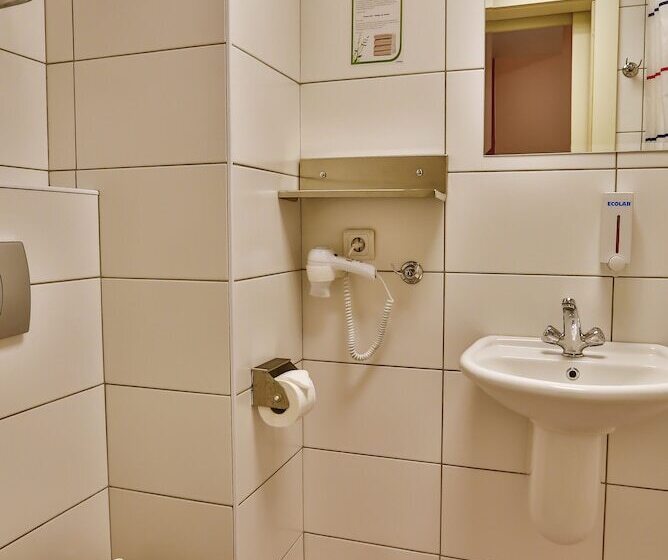 エコノミールーム, Han