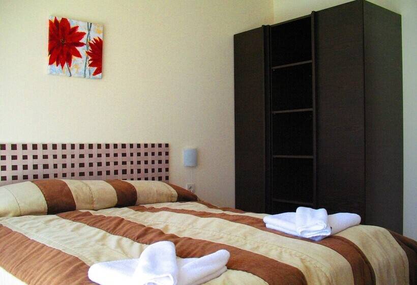 침실 1개 아파트, All Seasons Club