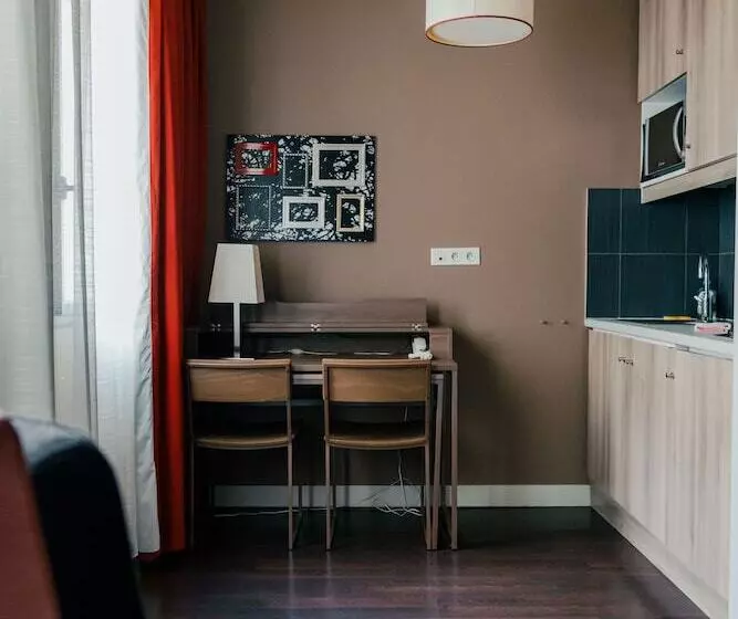 استودیوی استاندارد, Comfort Aparthotel Saint Etienne