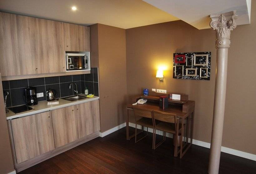 スタンダードスタジオ, Comfort Aparthotel Saint Etienne