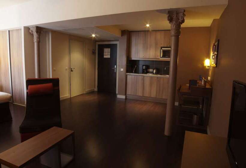 スタンダードスタジオ, Comfort Aparthotel Saint Etienne