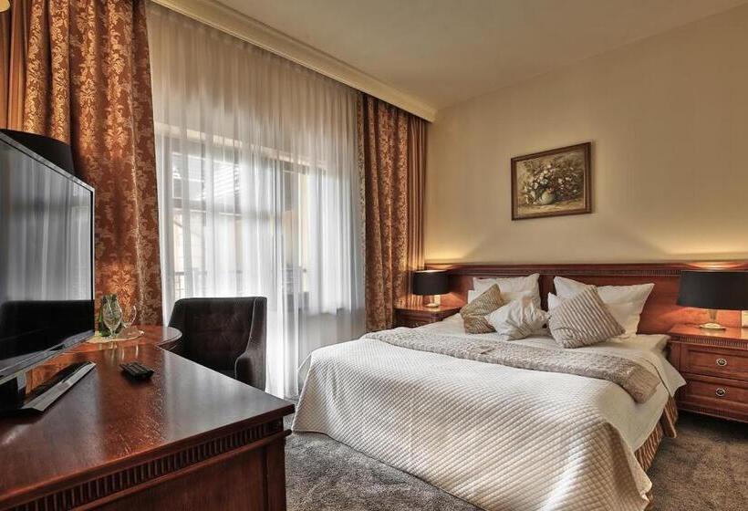 آپارتمان 1 خوابه با بالکن, Grand Hotel Stamary