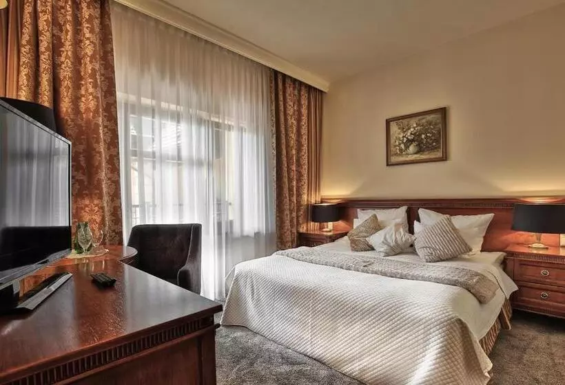 آپارتمان 1 خوابه با بالکن, Grand Hotel Stamary