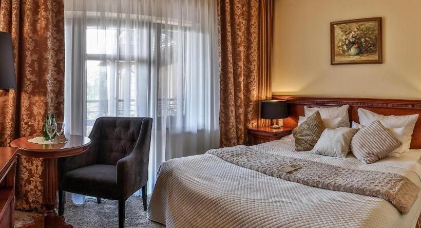 آپارتمان 1 خوابه, Grand Hotel Stamary