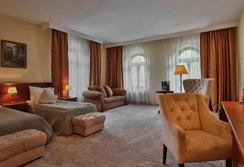 اتاق لوکس, Grand Hotel Stamary