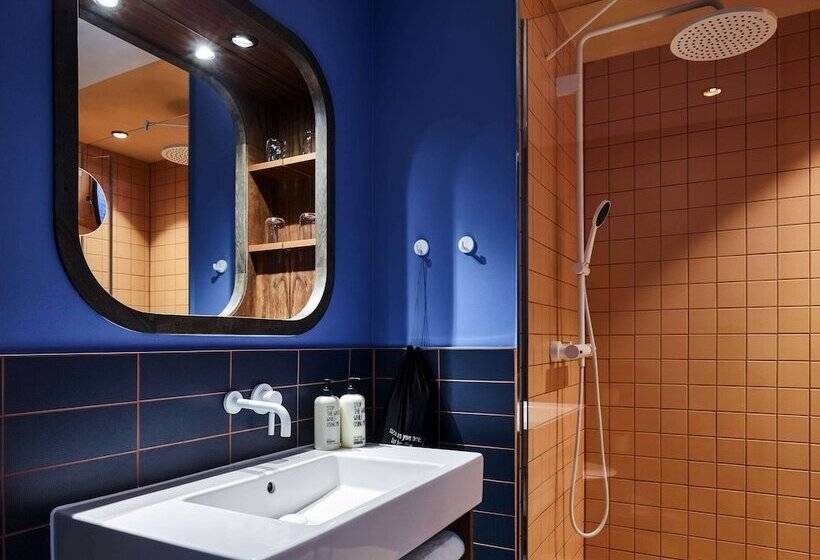 غرفة قياسية بلس, 25hours Hotel Hamburg Hafencity