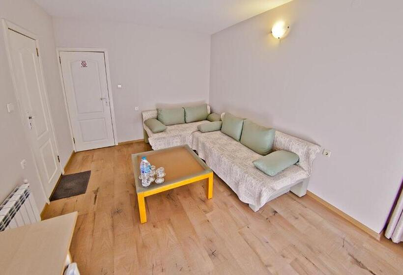 침실 1개 아파트, Amfora