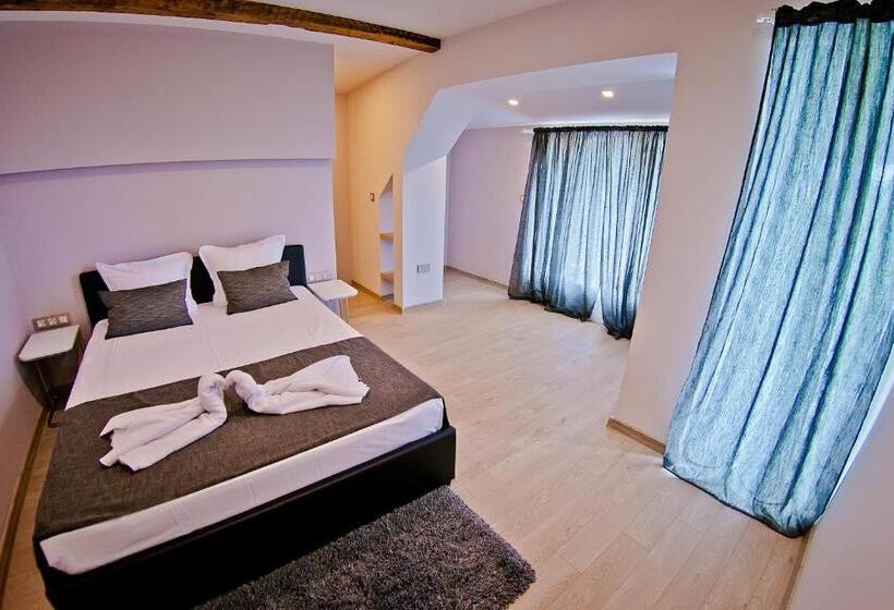 프레지덴셜 스위트, Amfora