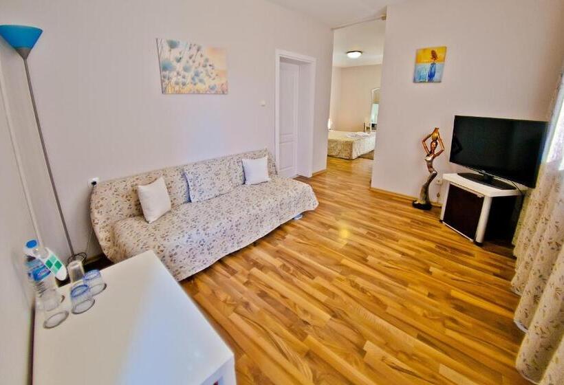 침실 1개 아파트, Amfora