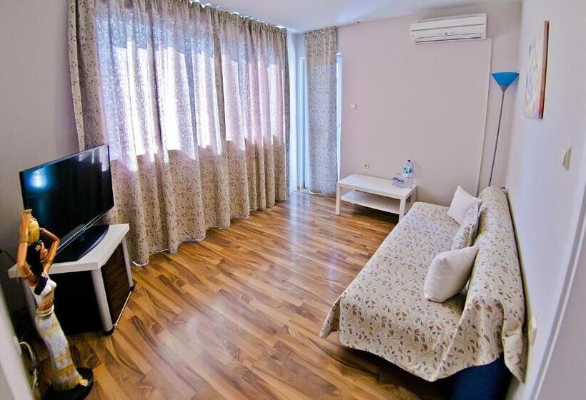 침실 1개 아파트, Amfora