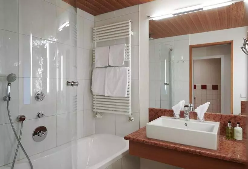 اتاق راحتی, Austria