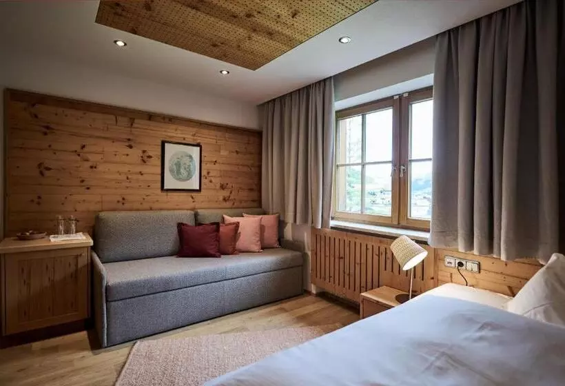 اتاق استاندارد یک نفره, Austria