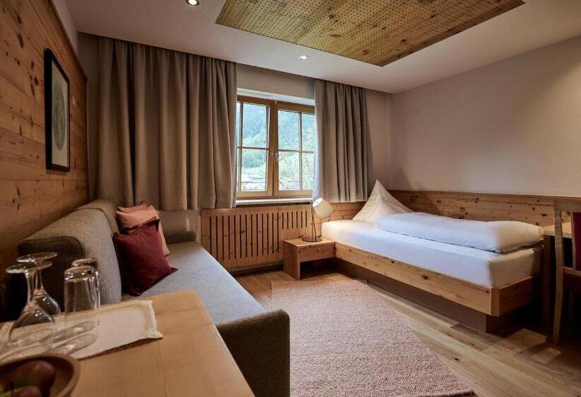 标准单人间, Austria