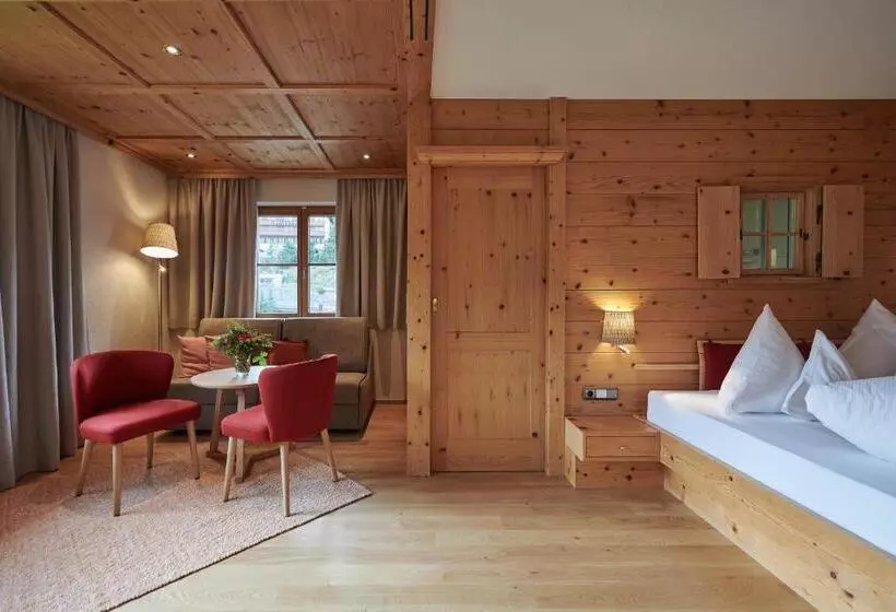 سوییت جونیور, Austria