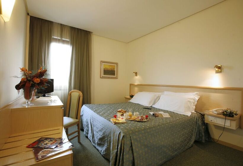 Номер Superior Одноместный, Bassetto