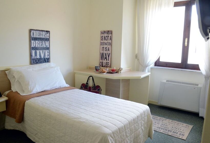 Номер Economy Индивидуальный, Bassetto