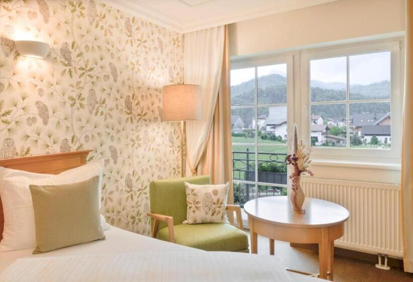 舒适型单人间, Ebner S Waldhof Am See Resort & Spa