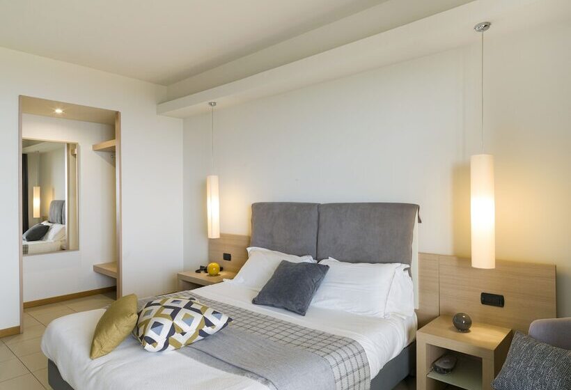 غرفة قياسية رباعية, Esperia Palace Hotel & Resort Spa