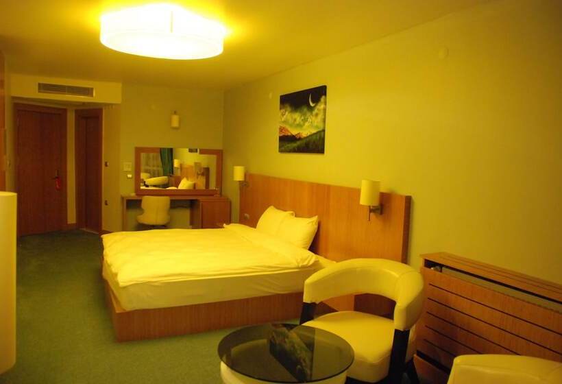 اتاق استاندارد, Golden Palas