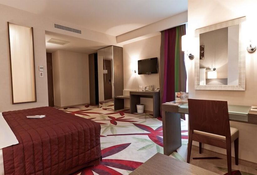 Номер Executive, Golden Tulip Ana Dome