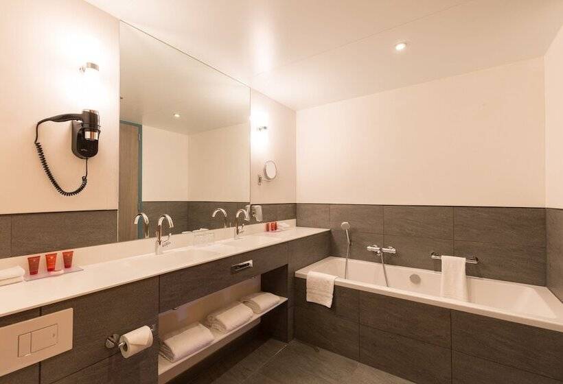 غرفة إدارية سرير كينج, Leonardo Hotel Amsterdam Rembrandtpark