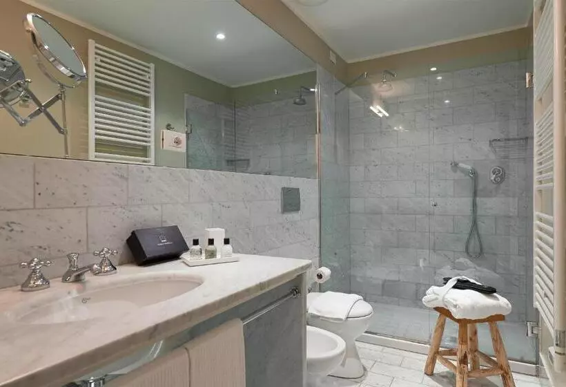 Superior Interior Room, Maison Borella