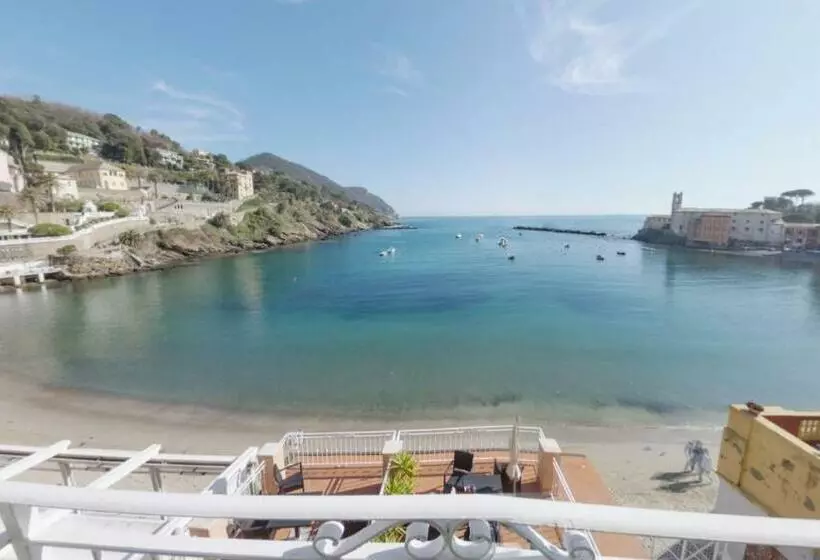 سوییت جونیور با چشم‌انداز دریا, Miramare & Spa