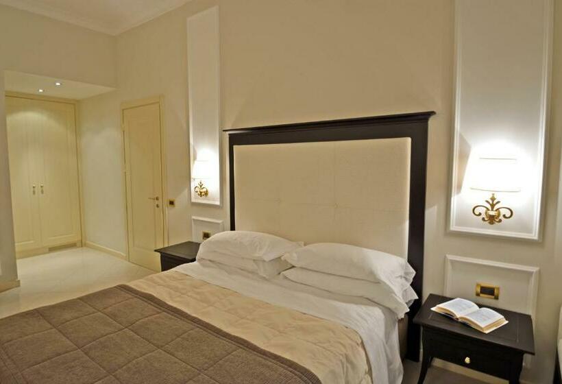 豪华三人间, Miramare & Spa