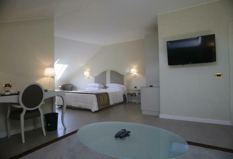 阁楼套房, Miramare & Spa