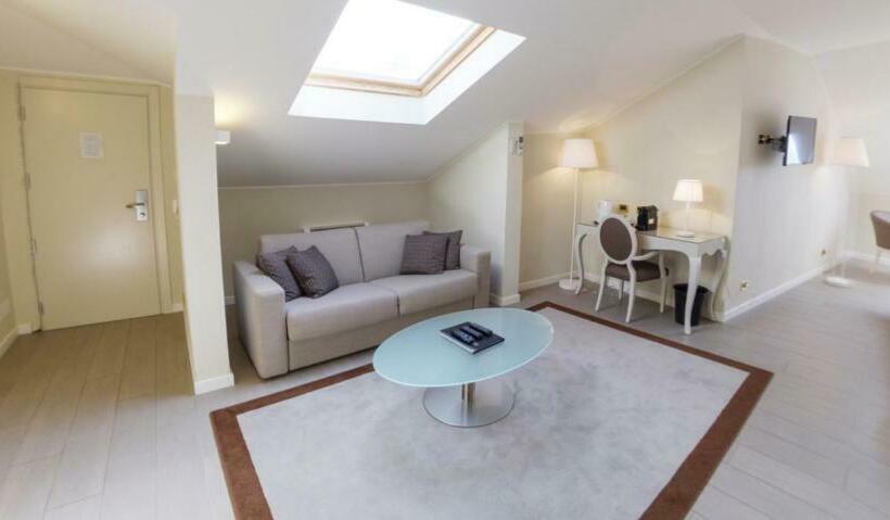 阁楼套房, Miramare & Spa